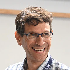 Ayal Zaks